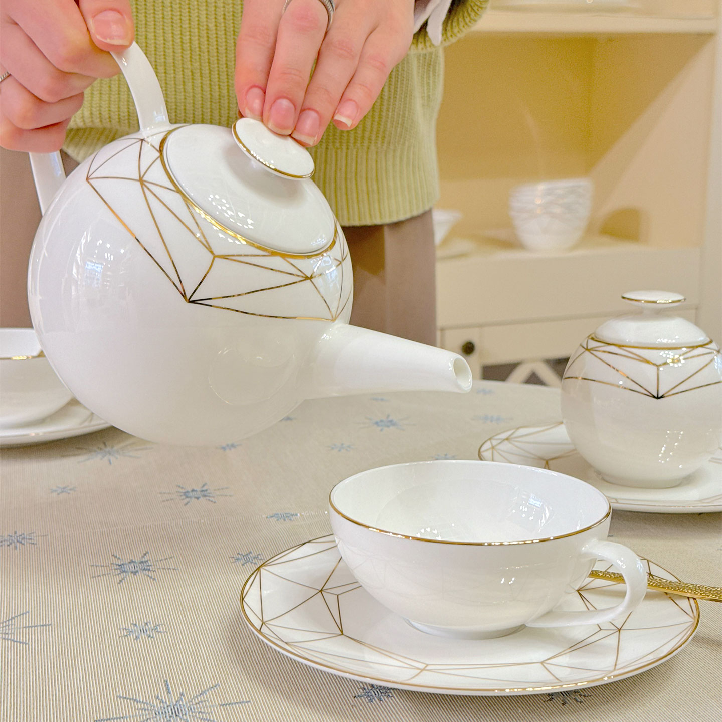 Gem Cut Gold Gem Cut Gold