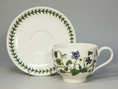 Чашка чайная с блюдцем Portmeirion "Ботанический сад. Фиалка" 280мл