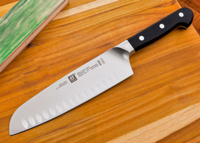 Нож сантоку с фестончатой кромкой 180 мм, ZWILLING Pro, Zwilling