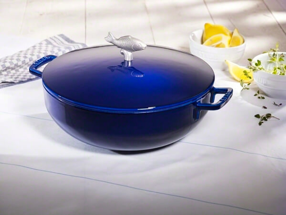 Сотейник с чугунной  крышкой, 28 см, La Cocotte, Staub