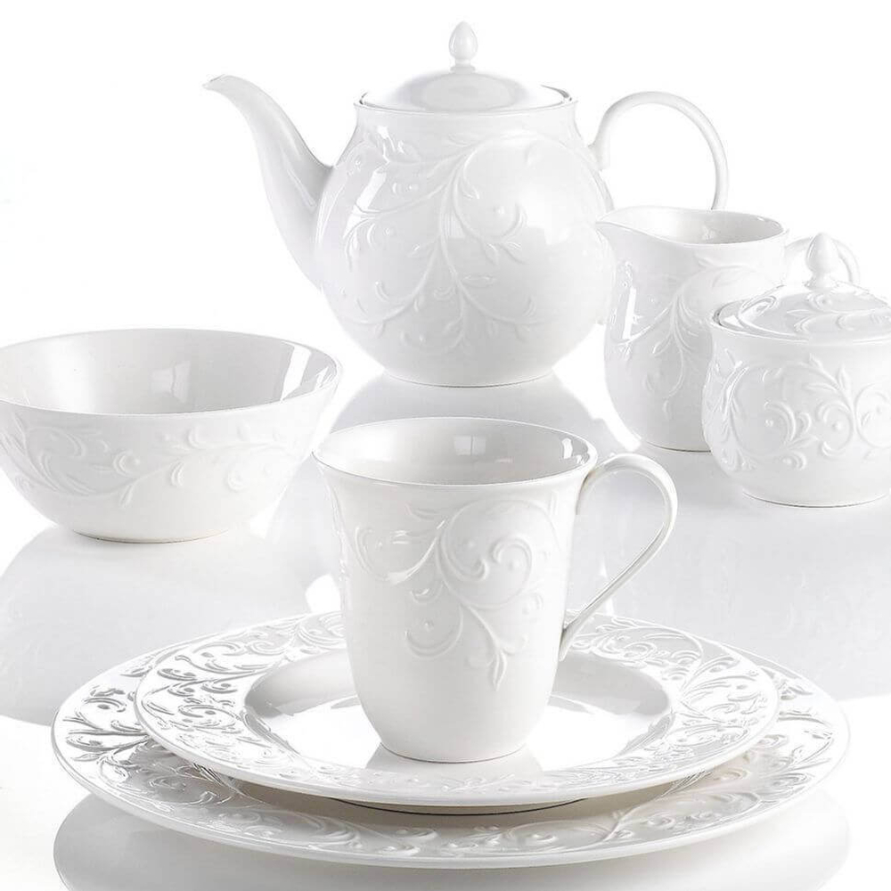 Купить Фарфоровый чайник 1,7 л, рельеф, LEN813524, Чистый опал, Lenox в онлайн-магазине Этикет