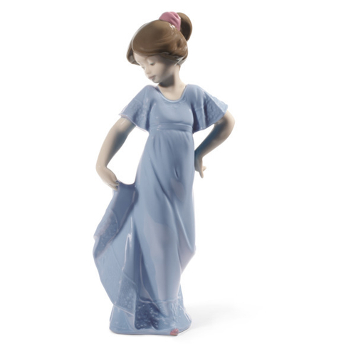 Фигурка NAO Какая милашка 22х11х7 см, в цветном, фарфор