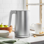 Оптимальный выбор для дома - электрический чайник Zwilling серебристого цвета 1,5 л. 53005-000