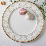 Тарелка обеденная Noritake Трефолио, золотой кант 28 см, фарфор костяной