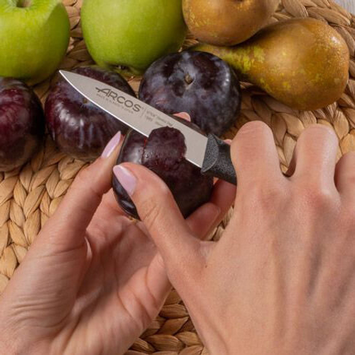 Нож для чистки овощей и фруктов 8,5 см, из прокатной высокоуглеродистой нержавеющей стали, пластиковая рукоять, черный, 188501, Nova, Arcos (упаковка блистер)