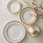 Тарелка закусочная Noritake Трефолио, золотой кант 22 см, фарфор костяной