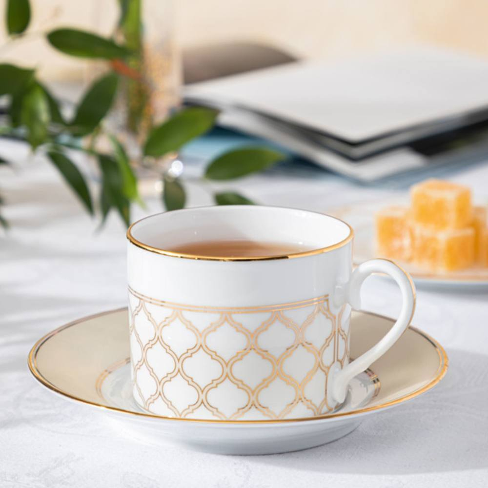 Чашка чайная с блюдцем Noritake Царский дворец, золотой кант 240 мл